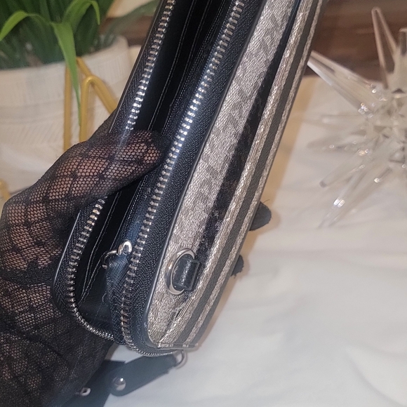 Carl Langerfield Paris Wallet - Picture 10 of 10